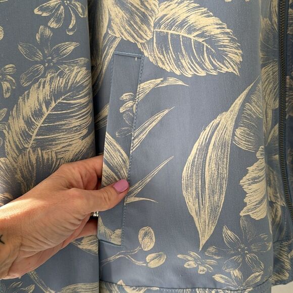 Urban Outfitters Floral Harrrington Hawaiian Lightweight Western Bomber Size XL - Picture 5 of 16